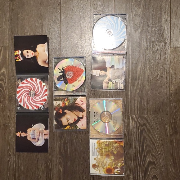 🍭 Katy Perry CD Lot of 4 - Media - Picture 3 of 7